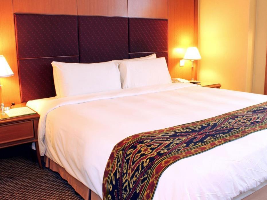 Imperial Hotel Miri Extérieur photo